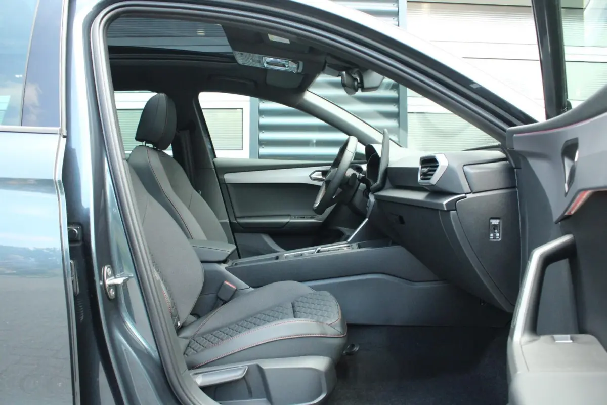 1.5 TSI 204pk DSG e-Hybrid FR Business | Panoramadak | Velgen 18''