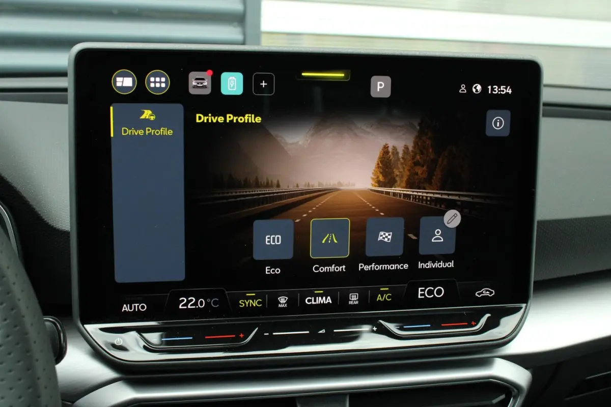 1.5 TSI 204pk DSG e-Hybrid FR Business | Panoramadak | Velgen 18''