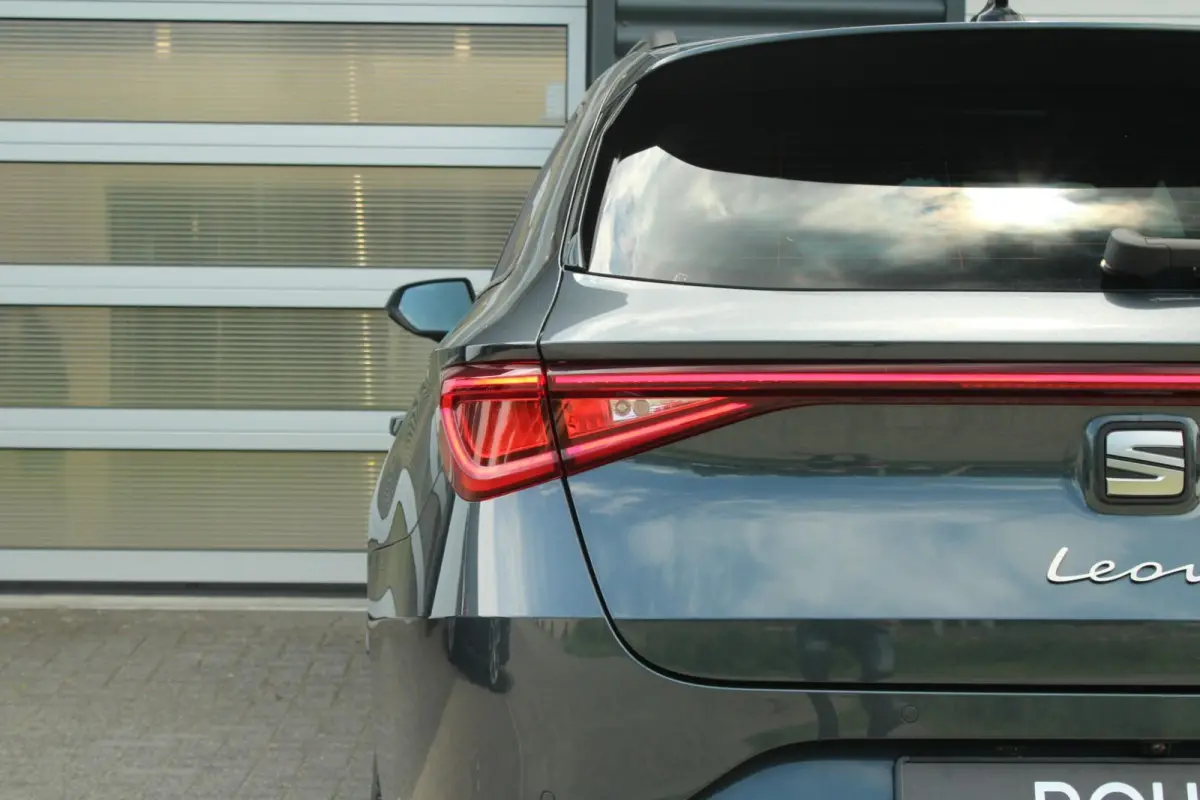 1.5 TSI 204pk DSG e-Hybrid FR Business | Panoramadak | Velgen 18''
