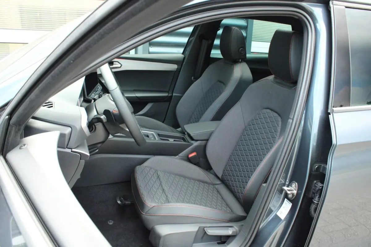 1.5 TSI 204pk DSG e-Hybrid FR Business | Panoramadak | Velgen 18''