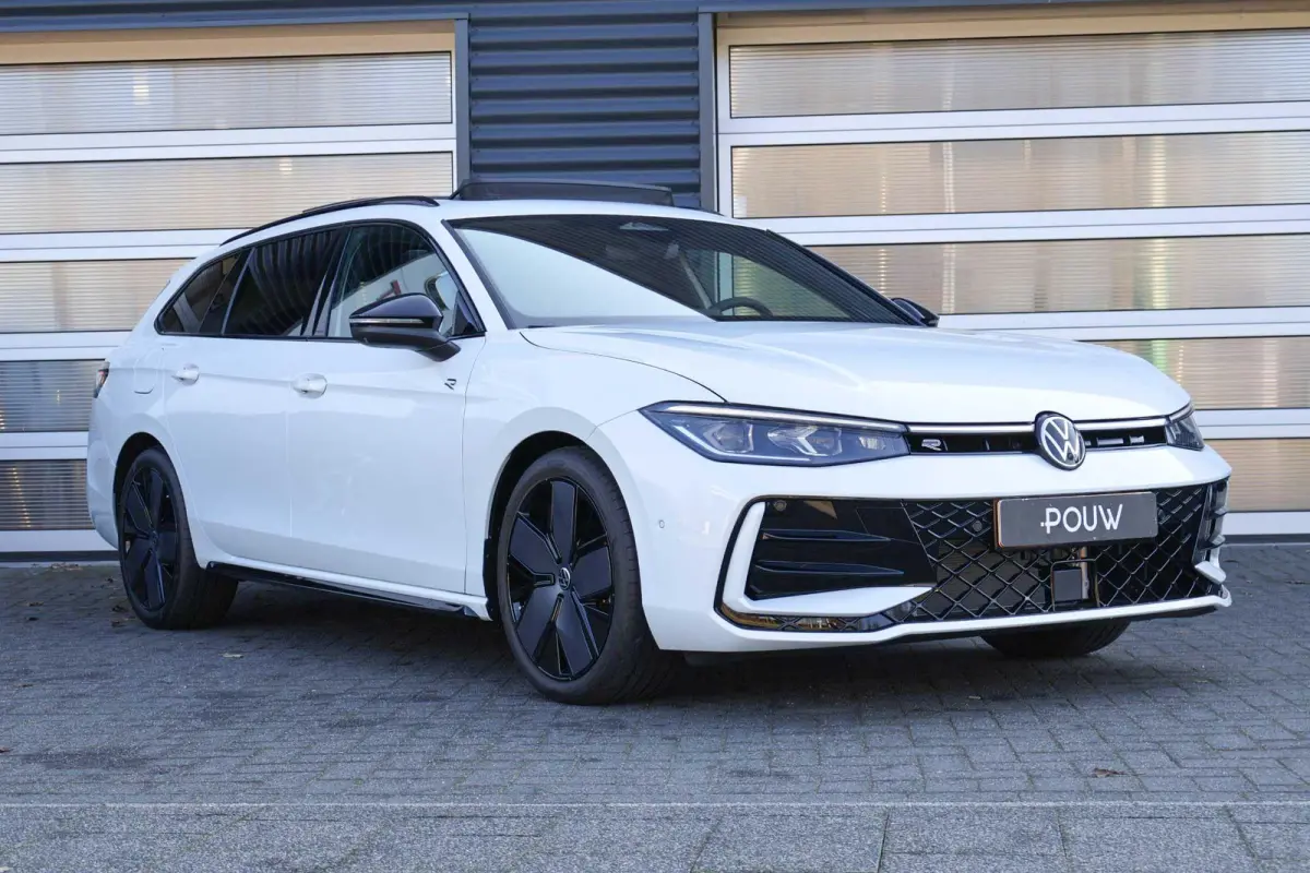 1.5 eTSI 150pk DSG R-Line Edition | Panoramdak | Black Style | Harman Kardon