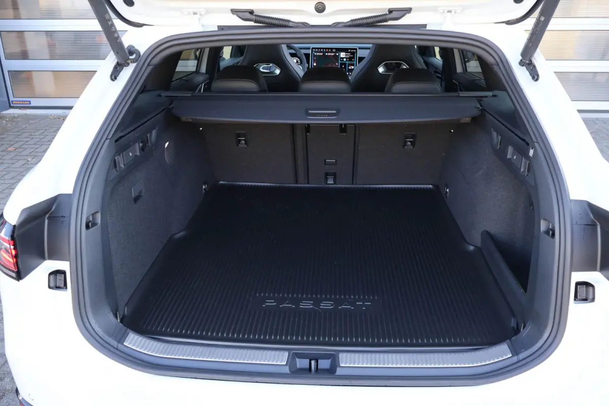1.5 eTSI 150pk DSG R-Line Edition | Panoramdak | Black Style | Harman Kardon