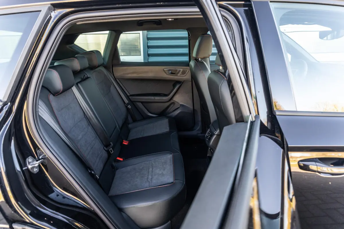 1.5 TSI 150pk DSG FR Business Intense | Panoramadak | Exclusive 19 Inch