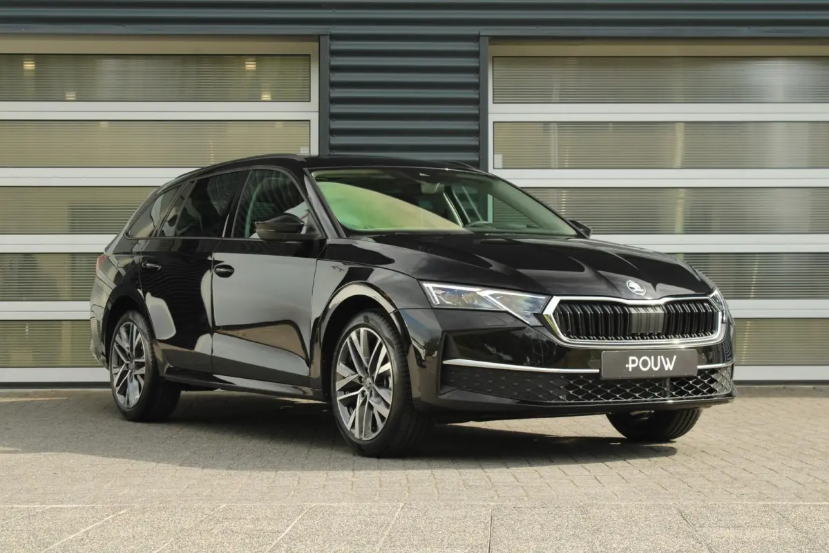 1.5 TSI 115pk DSG MHEV Business Edition | Panoramadak | Trekhaak | Head-up