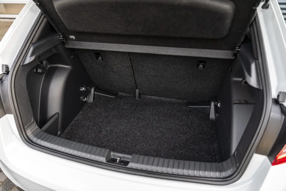 1.0 TSI 115pk DSG Monte Carlo | Voorstoelen Verwarmd | Apple Carplay/ Android Auto | Camera Achter | Cruise Control Adaptief