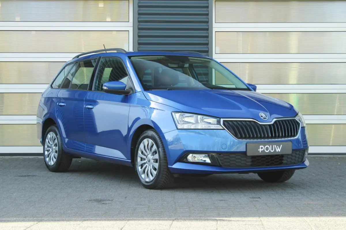 1.0 TSI 95pk Ambition | All Seasonbanden | Parkeersensoren Achter |  Navigatie | Apple CarPlay/ Android Auto