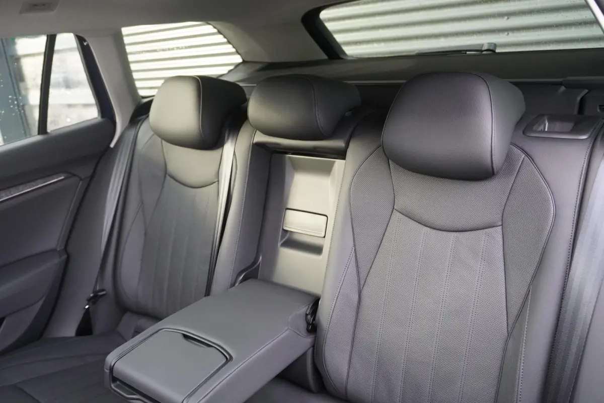 1.5 TSI 204pk PHEV Business Edition | Winter Pakket | 19" Velgen