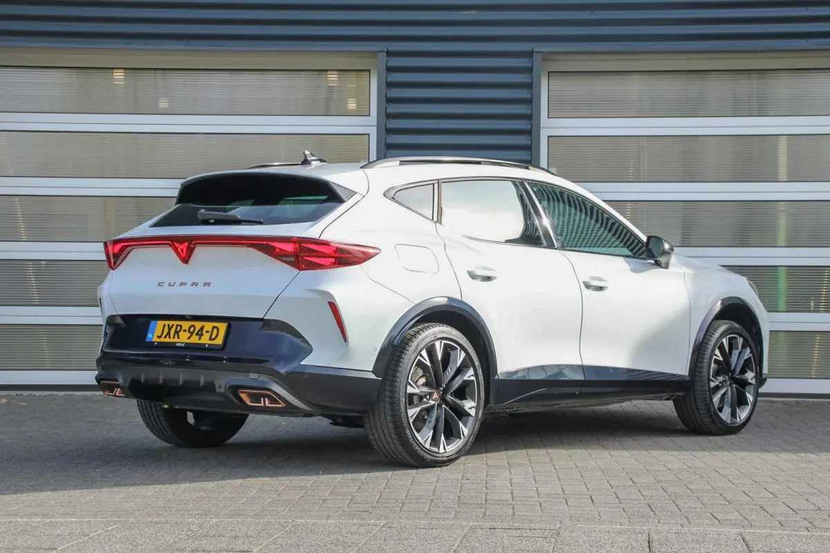 1.5 TSI e-Hybrid 272pk VZ Performance | SoH 100% | Panoramadak | Trekhaak  | Stoel/Stuurverwarming | Sennheiser Audio
