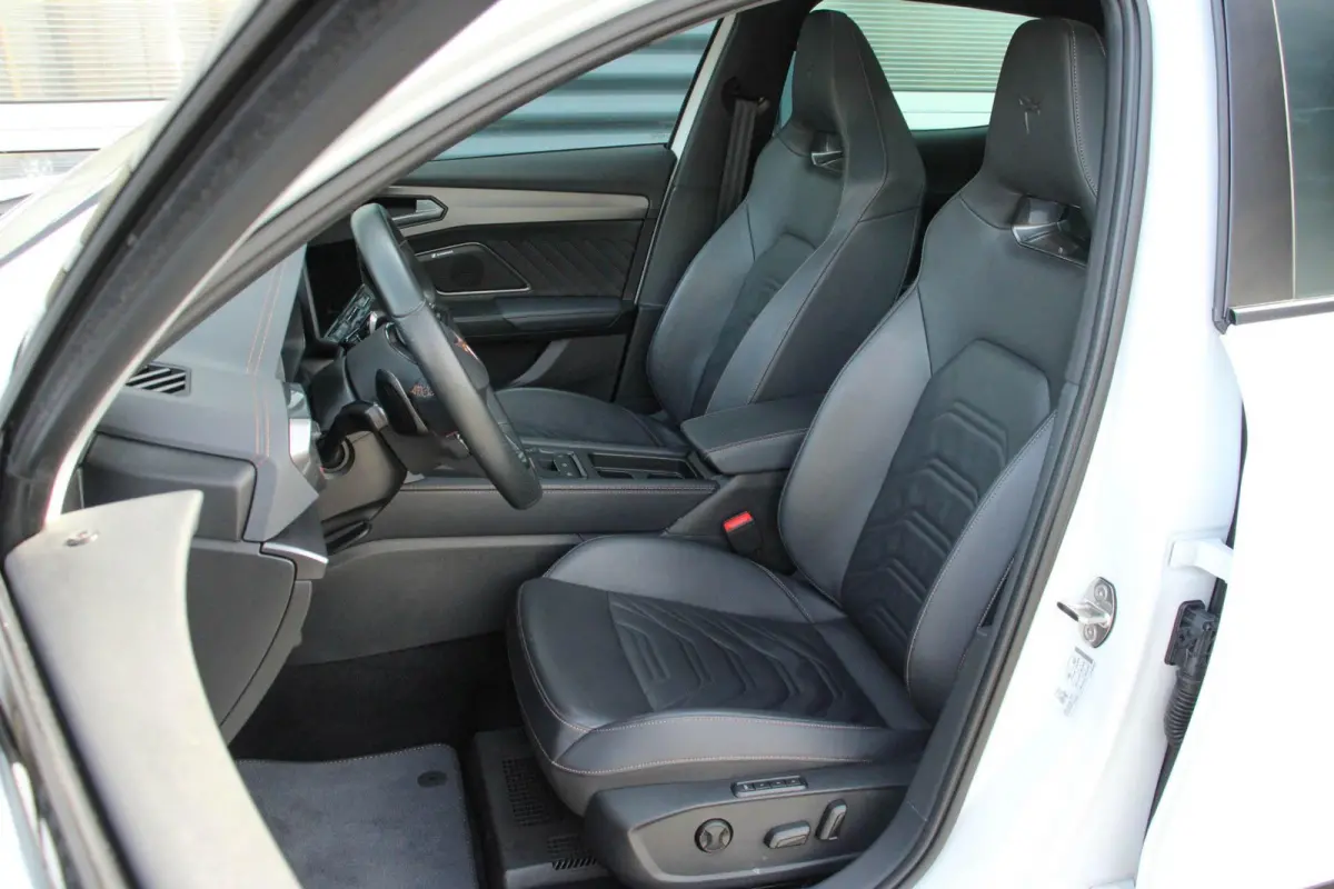 1.5 TSI e-Hybrid 272pk VZ Performance | SoH 100% | Panoramadak | Trekhaak  | Stoel/Stuurverwarming | Sennheiser Audio