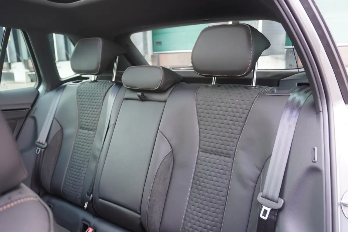 1.0 TSI 115pk DSG Business Edition | Stoelen Pakket | Optie Pakket