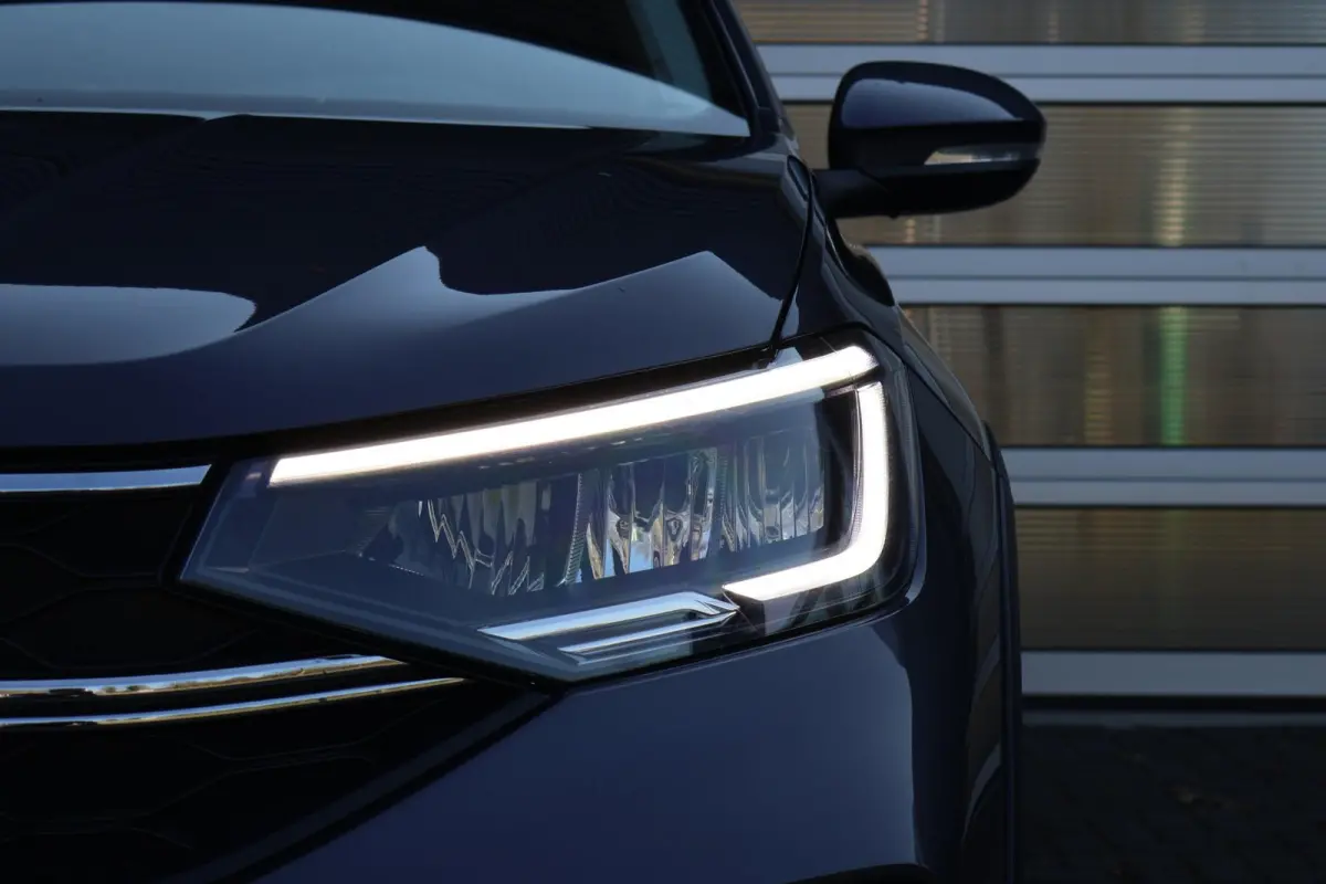 1.0 TSI 116pk Life Edition | Apple Carplay/Android Auto | Climatronic | Travel Assist