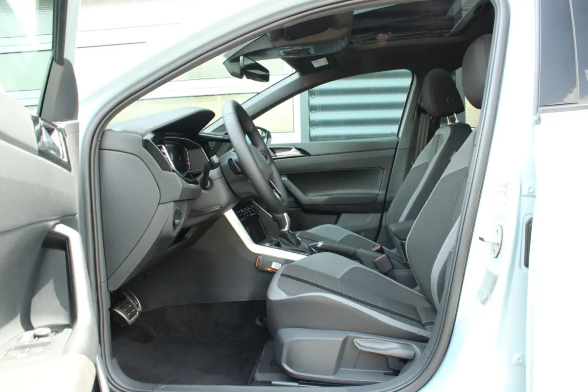 1.0 TSI 95pk DSG 50 Edition | Panoramadak | Stoelverwarming