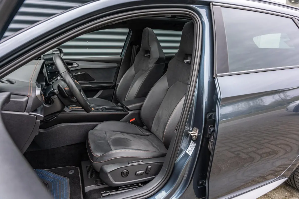 1.5 TSI e-Hybrid 204pk Business | SoH 100% | Panoramadak | Bestuurdersstoel Elekt. | Keyless Entry | Sennheiser Audio | Elektr. Achterklep |