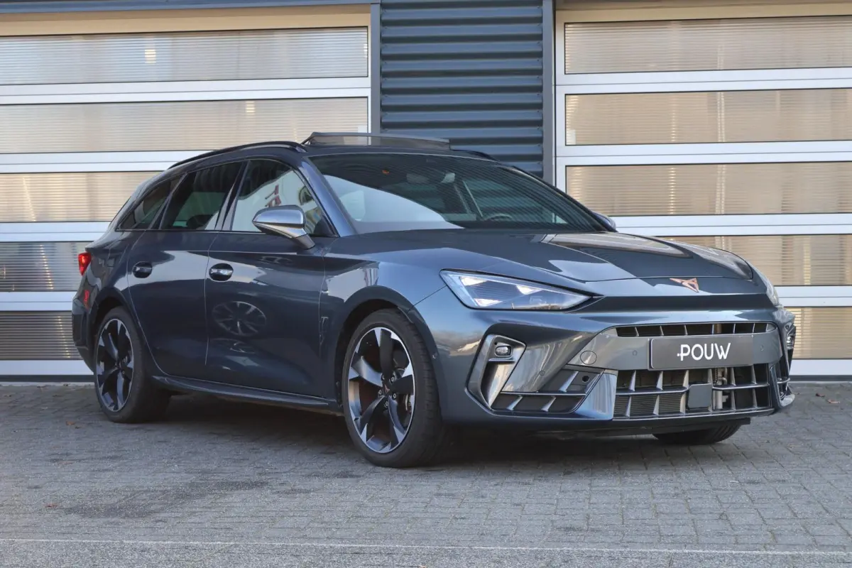 1.5 TSI e-Hybrid 204pk Business | SoH 100% | Panoramadak | Bestuurdersstoel Elekt. | Keyless Entry | Sennheiser Audio | Elektr. Achterklep |