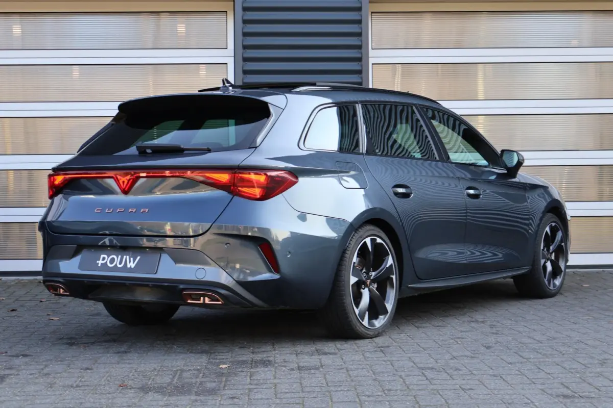 1.5 TSI e-Hybrid 204pk Business | SoH 100% | Panoramadak | Bestuurdersstoel Elekt. | Keyless Entry | Sennheiser Audio | Elektr. Achterklep |