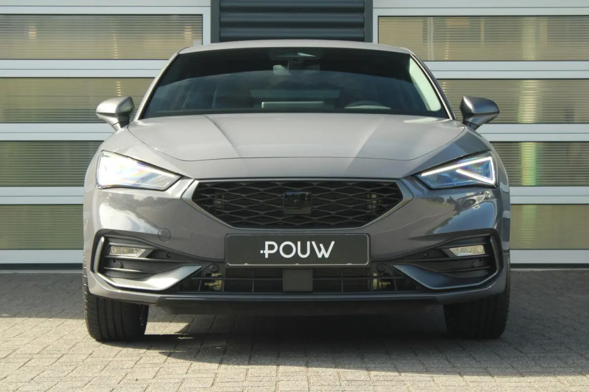 1.5 TSI 204pk DSG e-Hybrid FR Business | LMV 18'' | Trekhaak Uitklapbaar