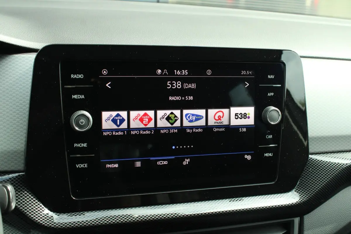 1.0 TSI 115pk DSG Life Edition | Climate Control | Trekhaak Wegklapbaar