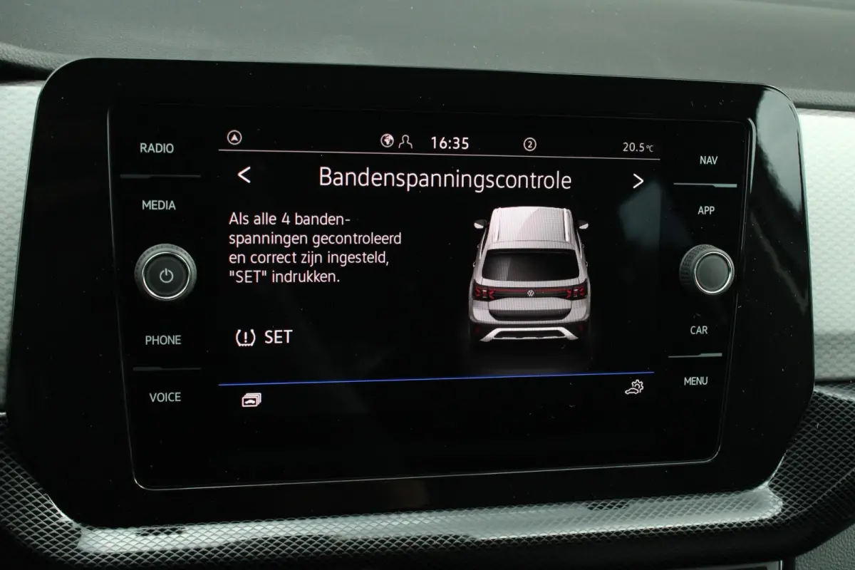 1.0 TSI 115pk DSG Life Edition | Climate Control | Trekhaak Wegklapbaar