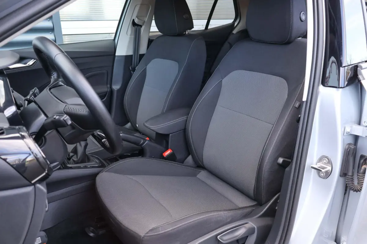 1.0 TSI 95pk Business Edition | Camera | Cruise Control | Android Auto / Apple CarPlay | Verwarmbare Voorstoelen