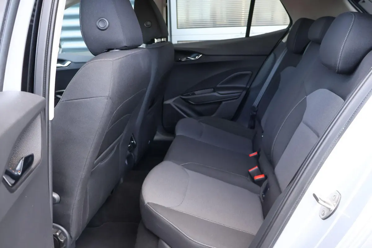 1.0 TSI 95pk Business Edition | Camera | Cruise Control | Android Auto / Apple CarPlay | Verwarmbare Voorstoelen