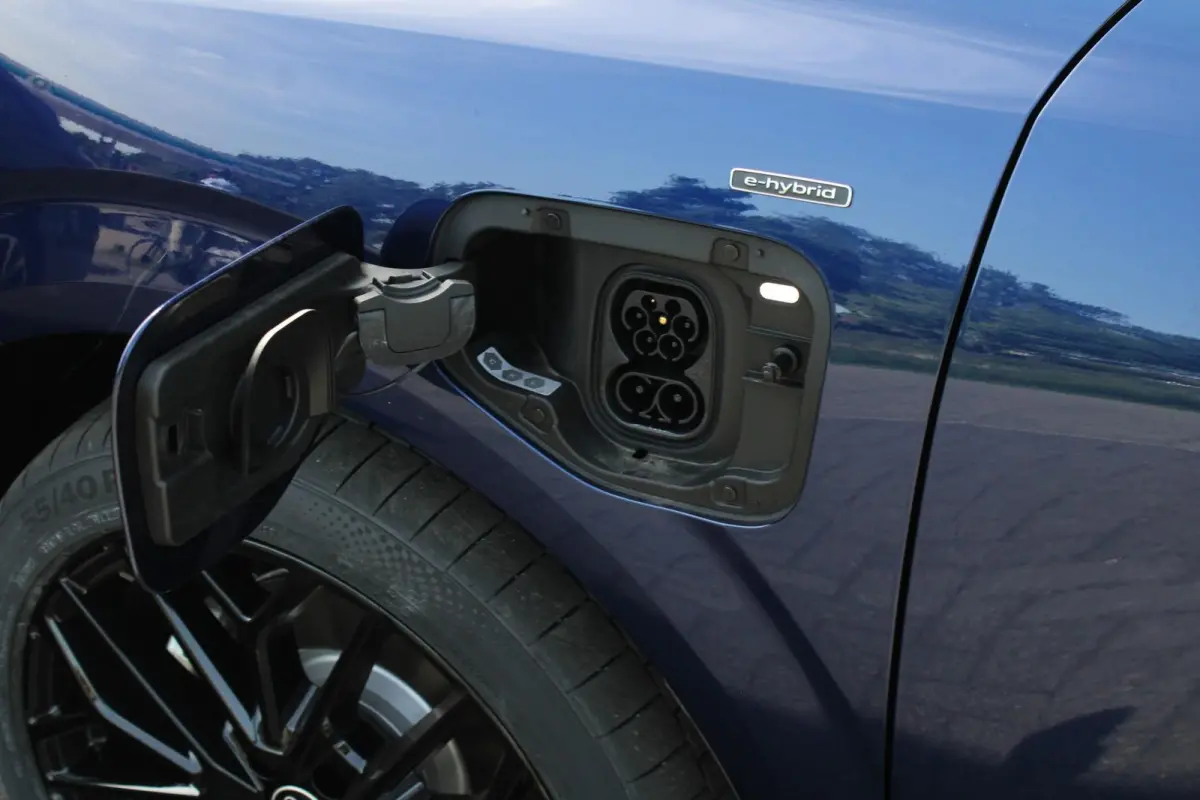 1.5 e-hybrid 272pk S edition | 20" Velgen | Parkeerassistent