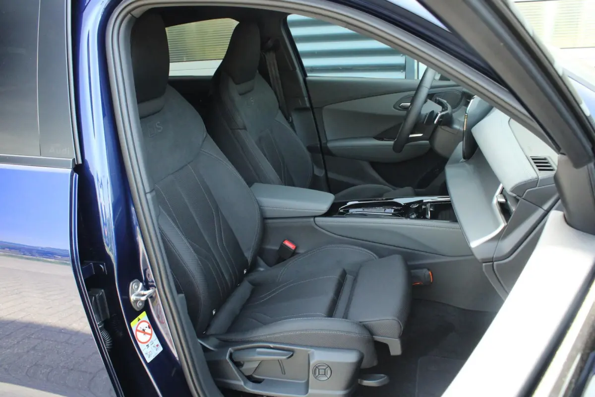1.5 e-hybrid 272pk S edition | 20" Velgen | Parkeerassistent