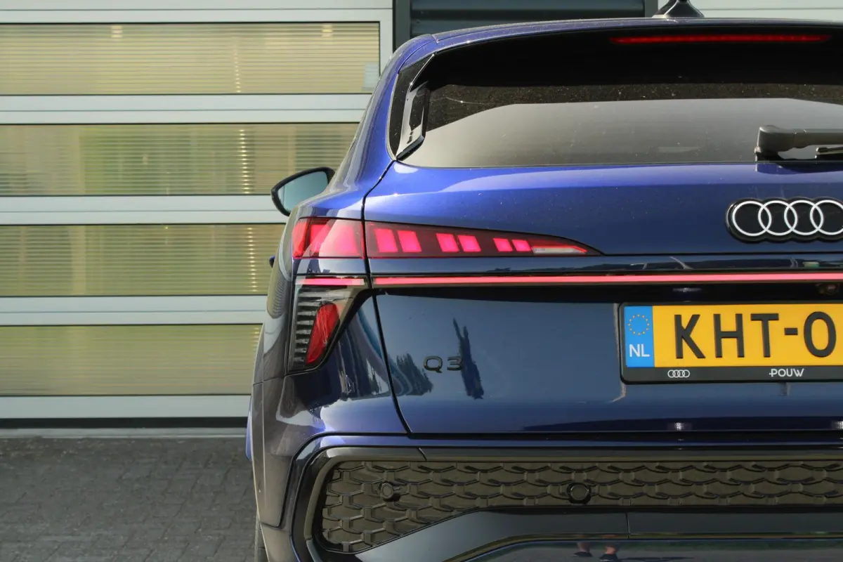 1.5 e-hybrid 272pk S edition | 20" Velgen | Parkeerassistent
