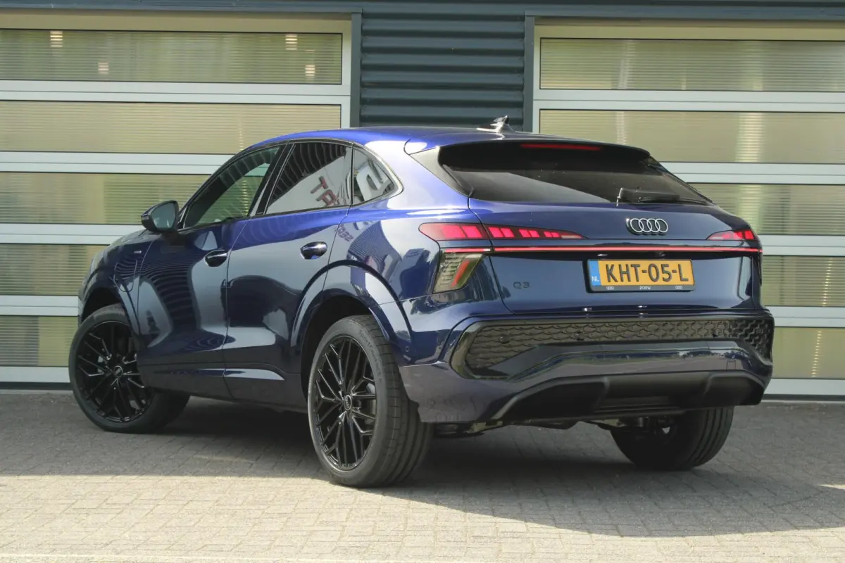 1.5 e-hybrid 272pk S edition | 20" Velgen | Parkeerassistent