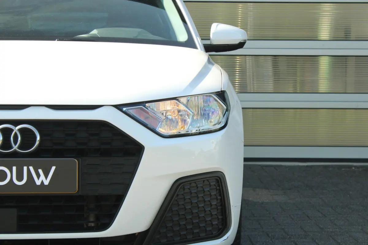 25 TFSI 95pk Pro Line | Apple Carplay & Android Auto | DAB | Cruise Control | Lane Assist | Sportstuur | Midden Armsteun