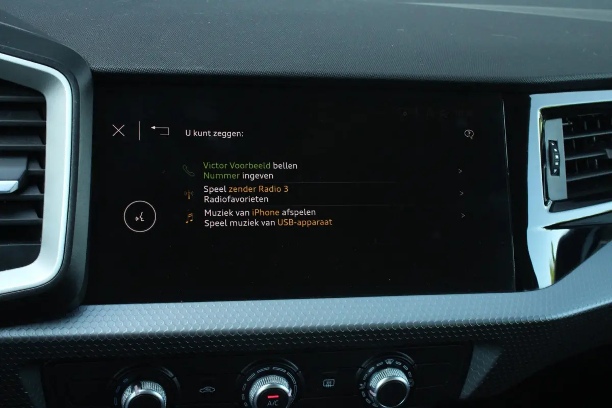 25 TFSI 95pk Pro Line | Apple Carplay & Android Auto | DAB | Cruise Control | Lane Assist | Sportstuur | Midden Armsteun