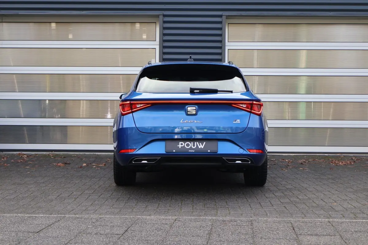 1.5 TSI 204pk e-Hybrid FR Business | Trekhaak | Stoelverwarming | Achterklep Elektrisch