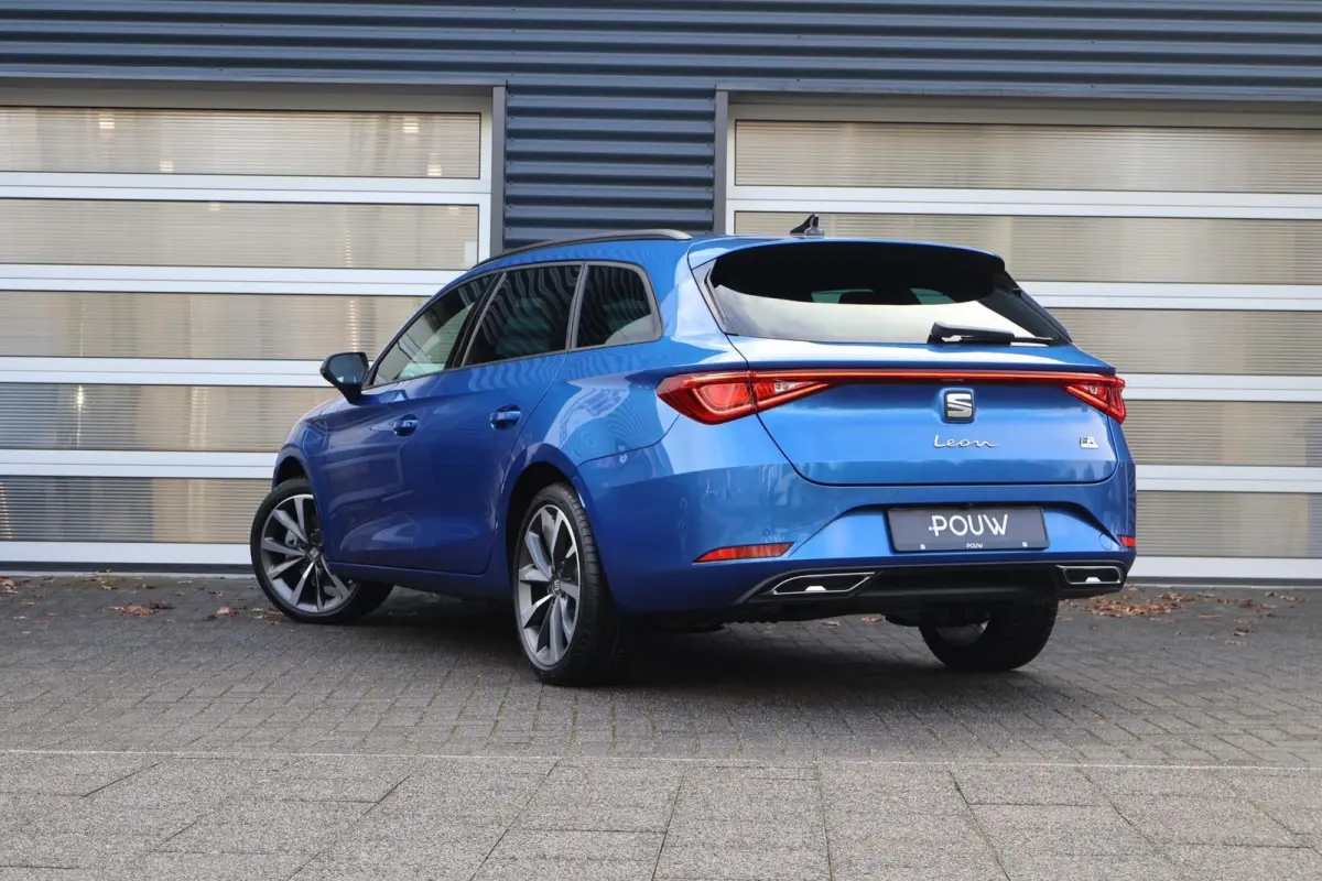 1.5 TSI 204pk e-Hybrid FR Business | Trekhaak | Stoelverwarming | Achterklep Elektrisch