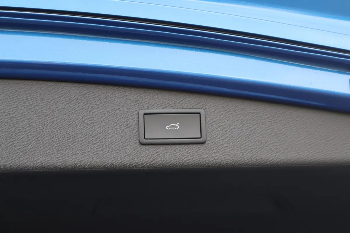 1.5 TSI 204pk e-Hybrid FR Business | Trekhaak | Stoelverwarming | Achterklep Elektrisch