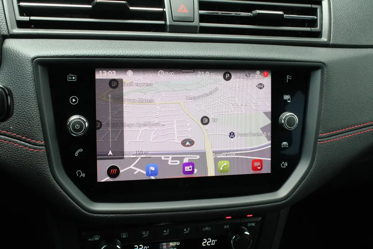 1.0 TSI 95pk FR Business Intense | Navigatie | Apple CarPlay/ Android Auto | Cruise Control | Airco Automatisch