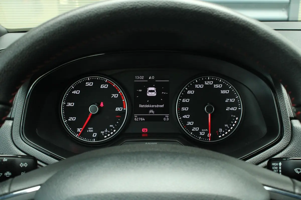 1.0 TSI 95pk FR Business Intense | Navigatie | Apple CarPlay/ Android Auto | Cruise Control | Airco Automatisch