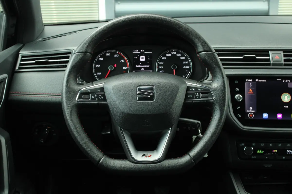 1.0 TSI 95pk FR Business Intense | Navigatie | Apple CarPlay/ Android Auto | Cruise Control | Airco Automatisch
