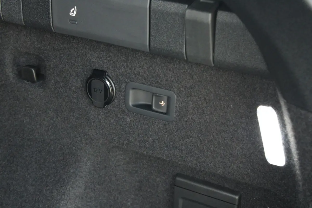 1.5 eHybrid DSG 204pk Life Edition | Trekhaak Uitklapbaar | LMV 19''