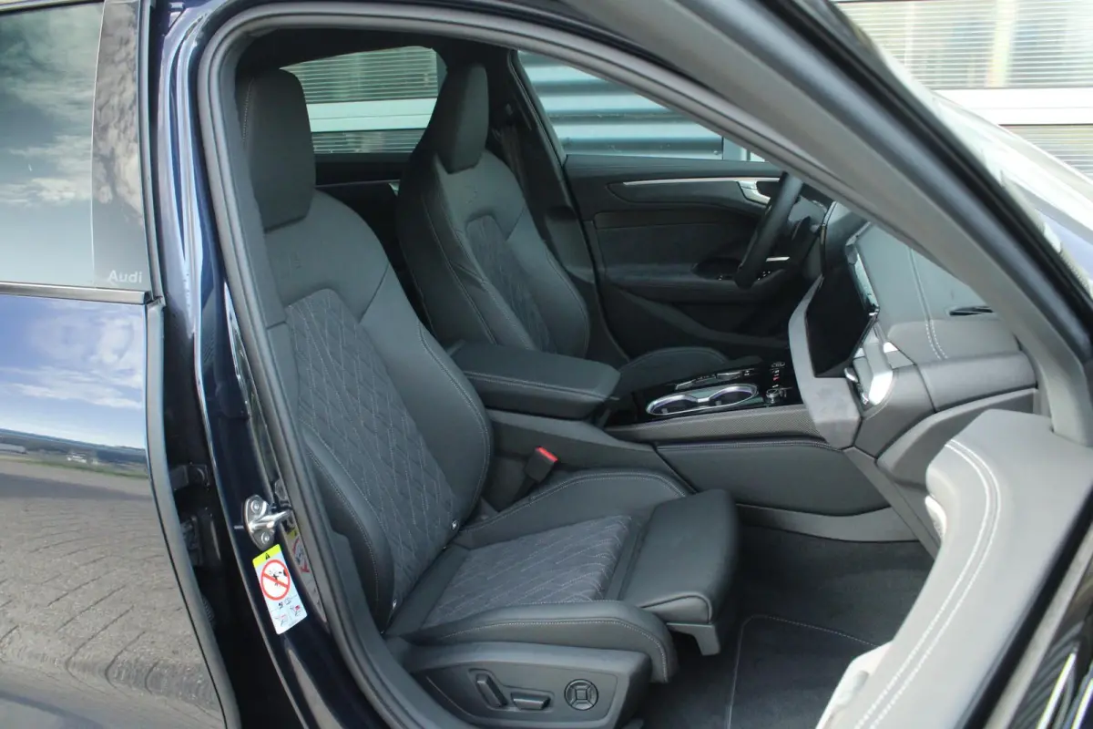 2.0 e-hybrid 299pk quattro S Edition | Achterasbesturing | 21" Velgen