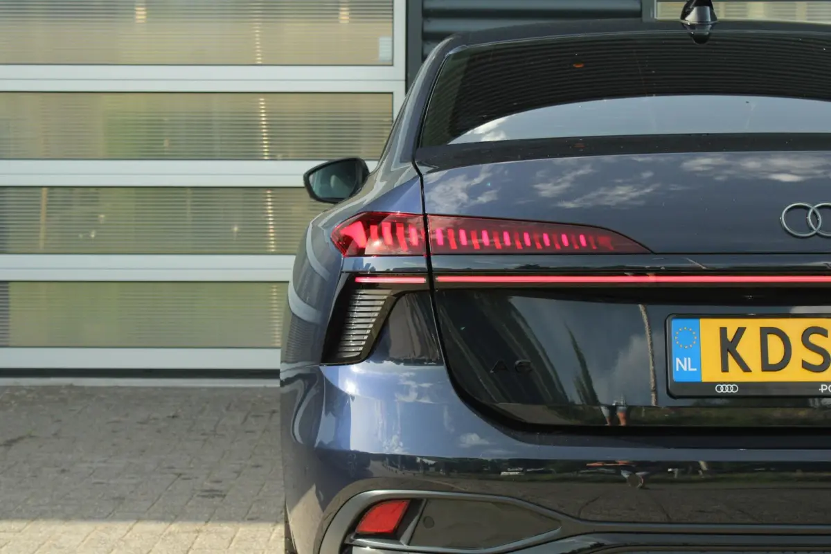 2.0 e-hybrid 299pk quattro S Edition | Achterasbesturing | 21" Velgen