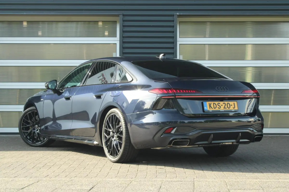2.0 e-hybrid 299pk quattro S Edition | Achterasbesturing | 21" Velgen
