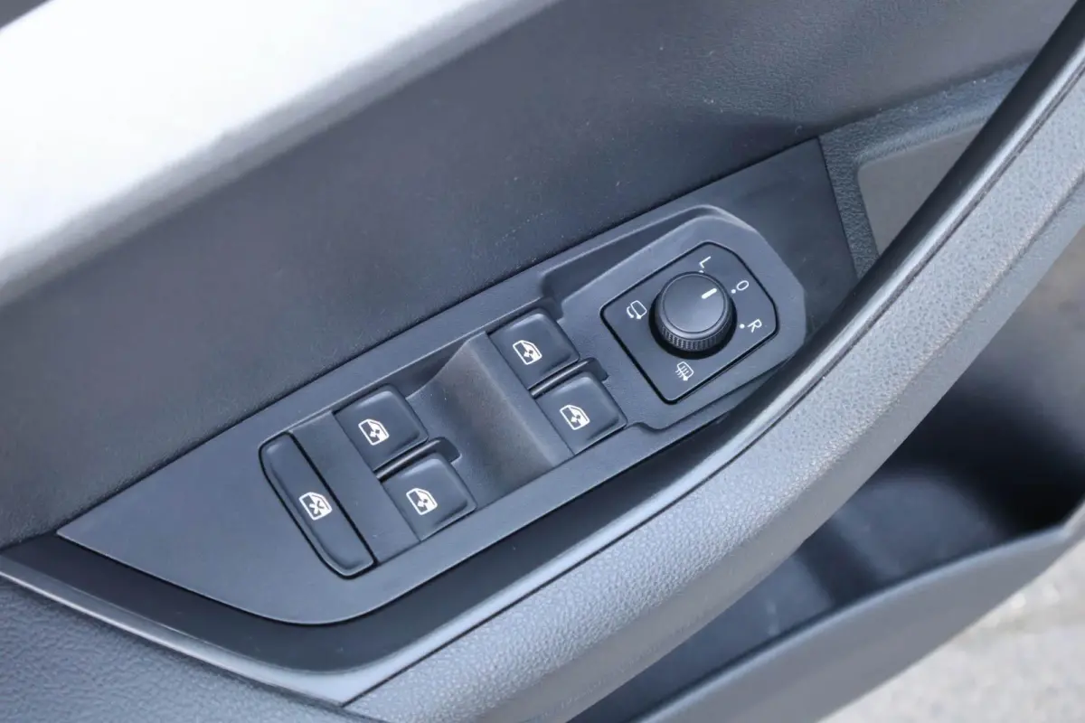 1.5 TSI 150pk DSG ACT Business Edition | Navigatie | Apple CarPlay/ Android Auto | Airco Automatisch | Elekt. Achterklep | Cruise Control