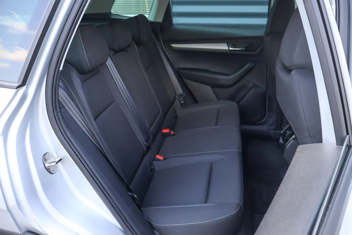 1.5 TSI 150pk DSG ACT Business Edition | Navigatie | Apple CarPlay/ Android Auto | Airco Automatisch | Elekt. Achterklep | Cruise Control