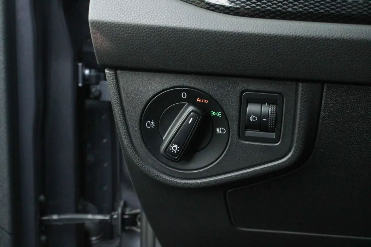 1.0 TSI 95pk Life | Apple CarPlay & Android Auto | Navigatie | Parkeersensoren