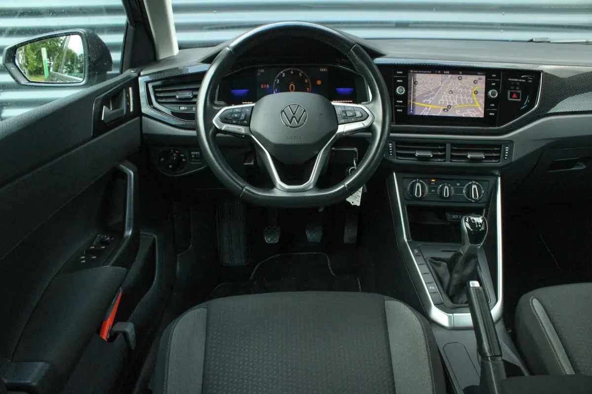 1.0 TSI 95pk Life | Apple CarPlay & Android Auto | Navigatie | Parkeersensoren