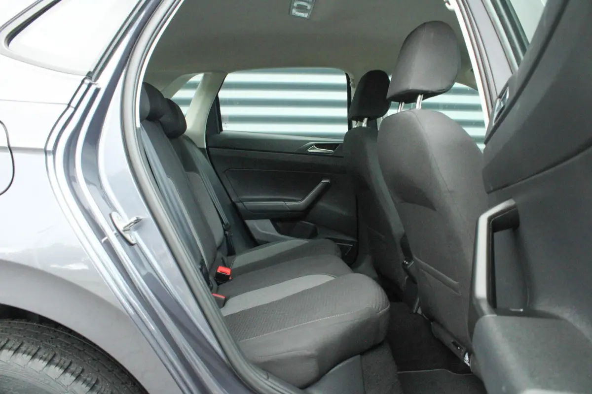 1.0 TSI 95pk Life | Apple CarPlay & Android Auto | Navigatie | Parkeersensoren