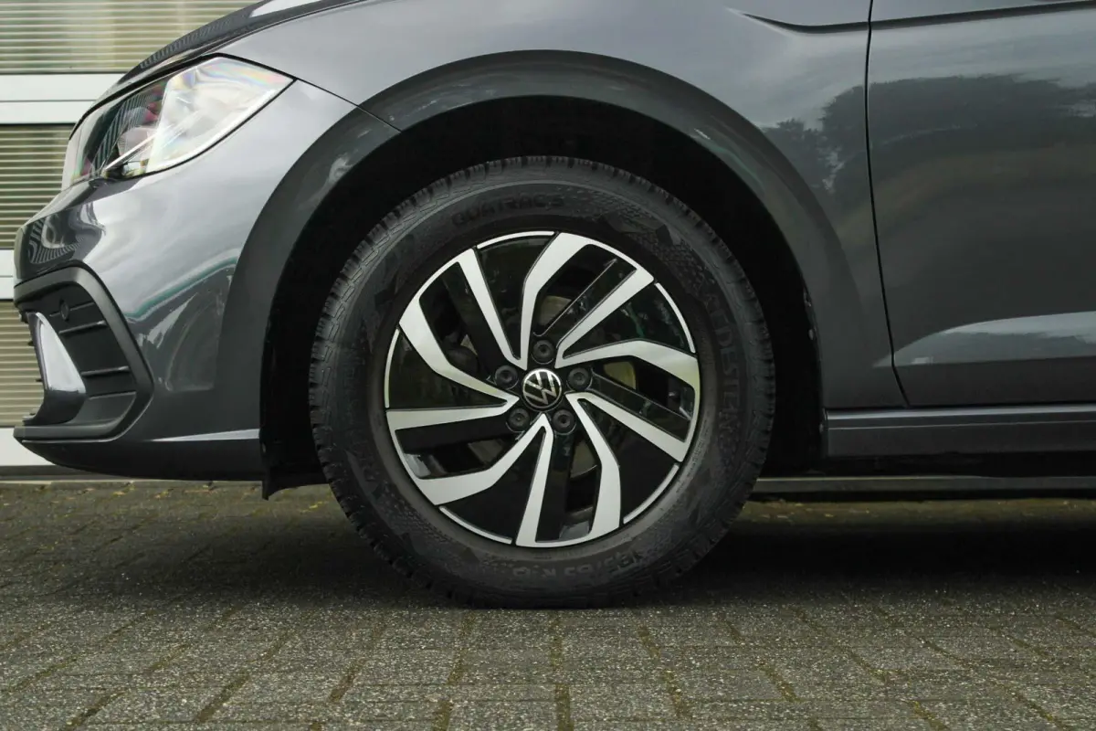 1.0 TSI 95pk Life | Apple CarPlay & Android Auto | Navigatie | Parkeersensoren