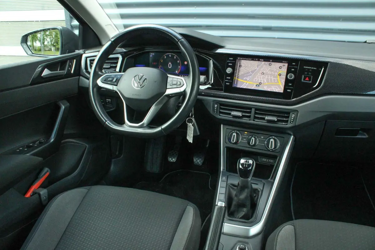1.0 TSI 95pk Life | Apple CarPlay & Android Auto | Navigatie | Parkeersensoren