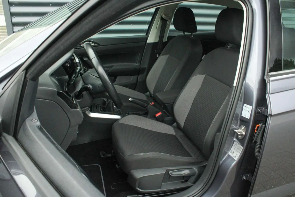1.0 TSI 95pk Life | Apple CarPlay & Android Auto | Navigatie | Parkeersensoren