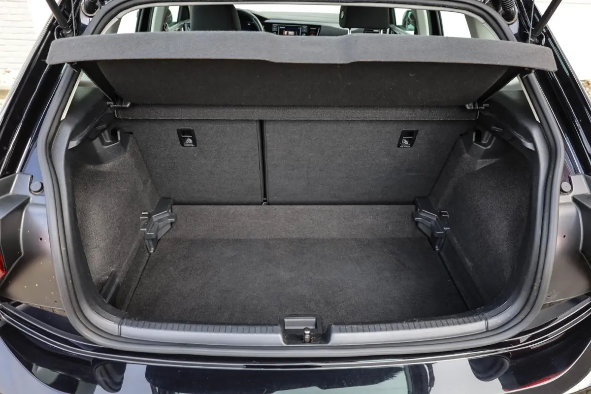 1.0 TSI 95pk Life | Adaptieve Cruise Control | Apple Carplay & Android Auto | Parkeersensoren