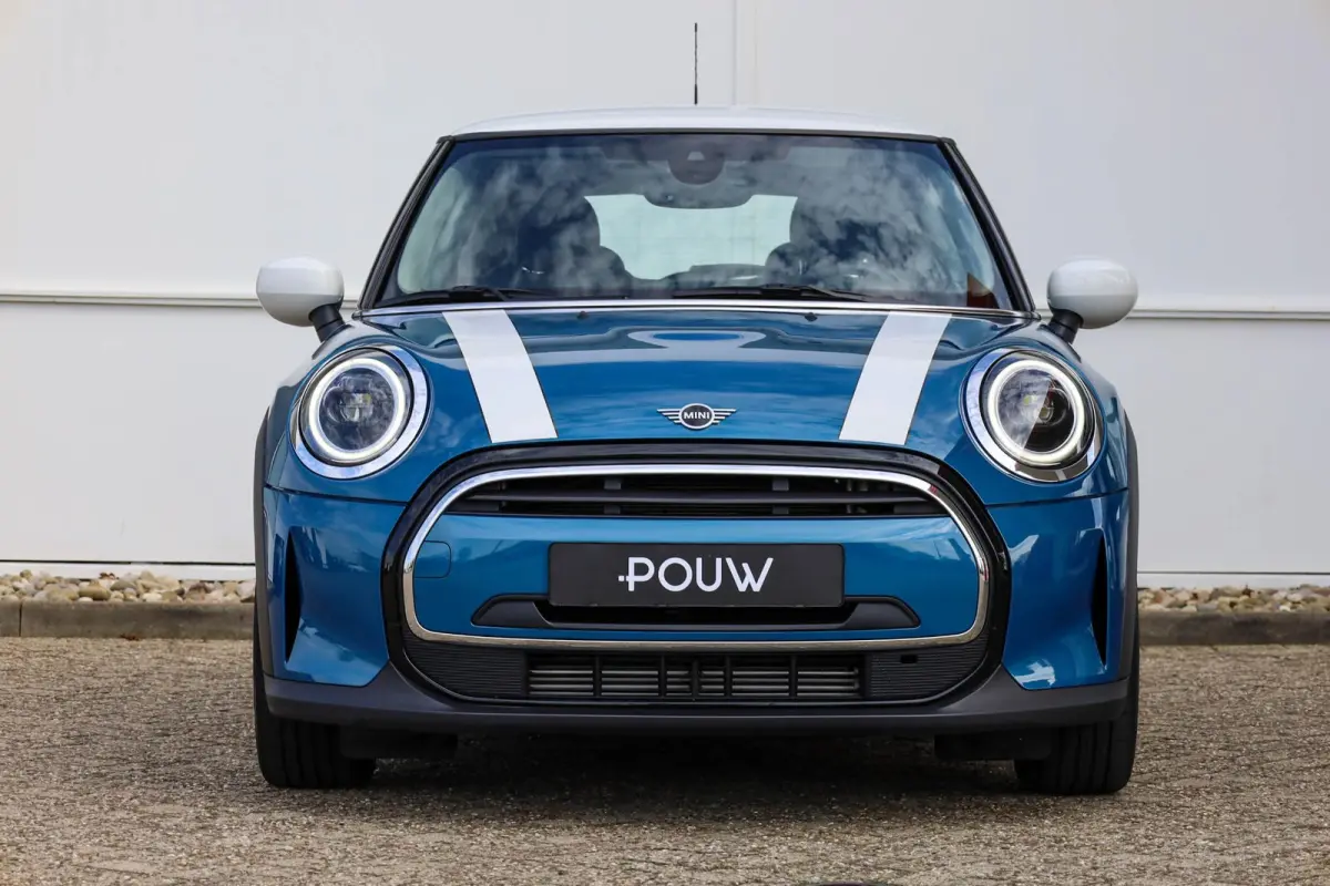 1.5 136pk Cooper Camden Edition | LED Verlichting | Parkeersensoren | Apple Carplay/Android Auto
